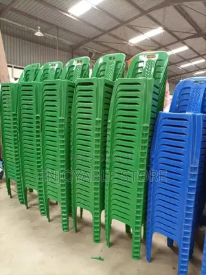 Plastic Chairs Plastic Chairs