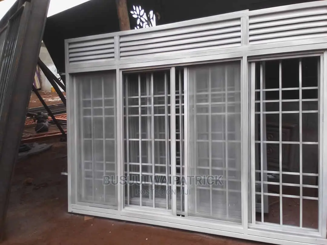 Front Sliding Window With a Screen