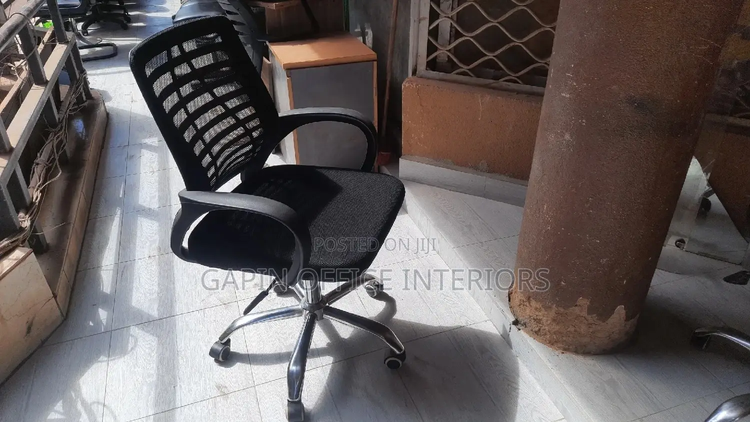 Office Chair With a Back Mesh