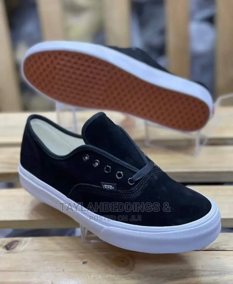 Vans Vault OG Authentic LX Black Suede 8