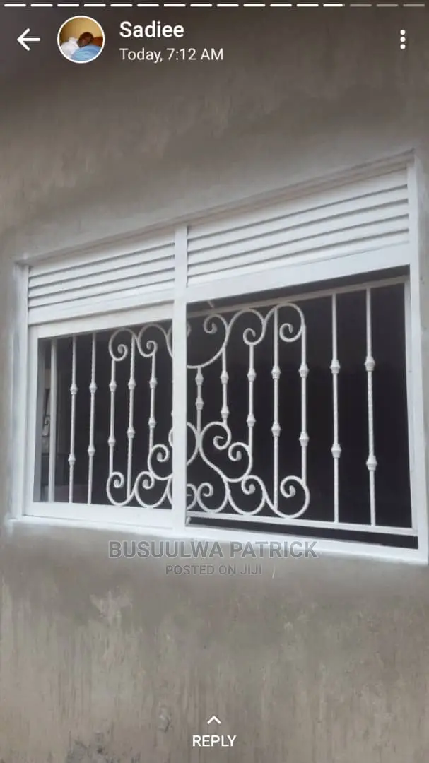 Front Sliding Window 3