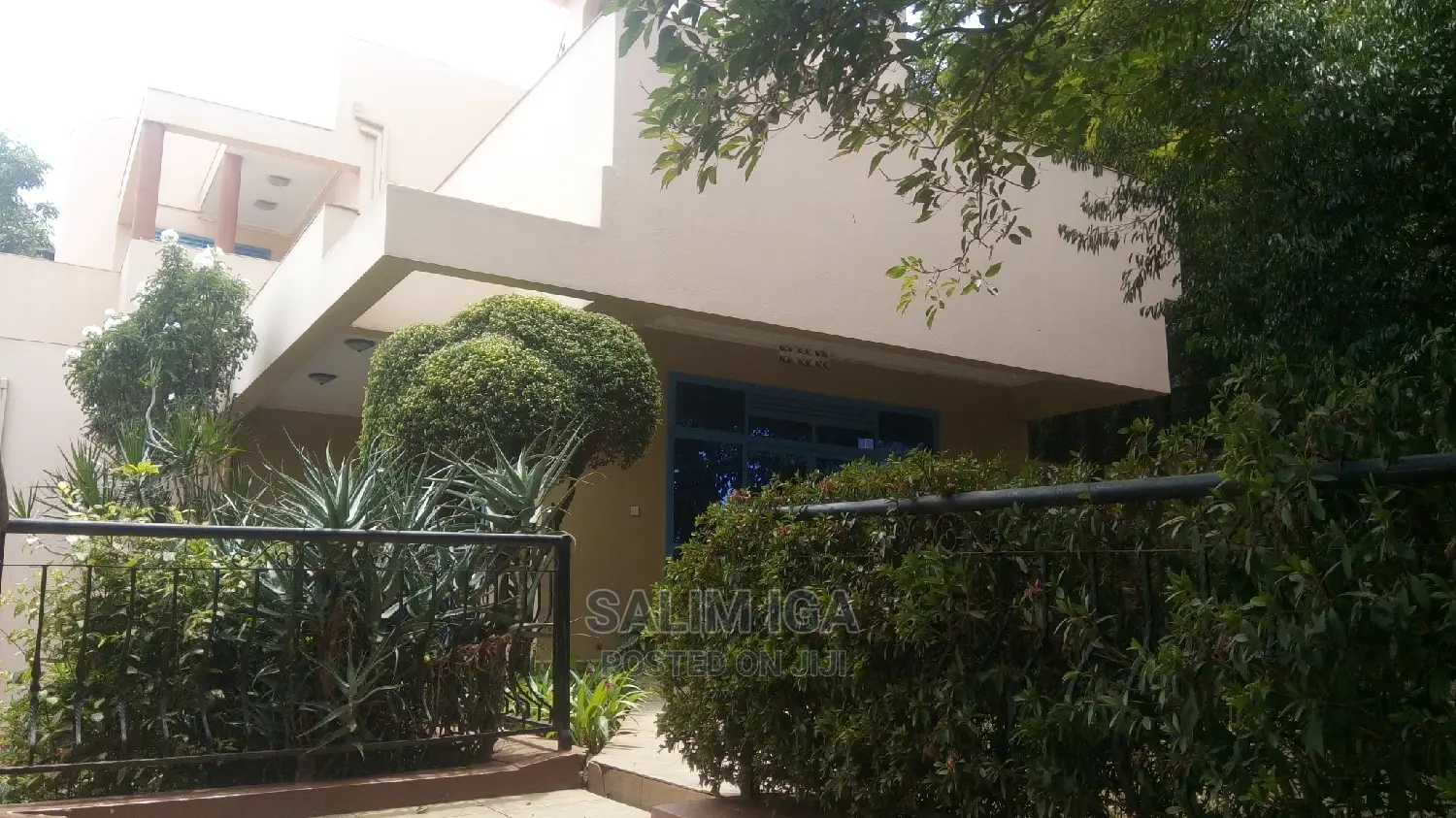 5bdrm Maisonette in Kololo Property, Central Division for rent
