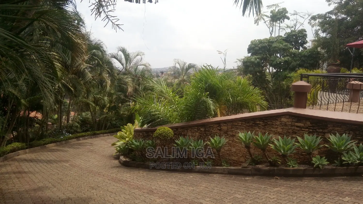 5bdrm Maisonette in Kololo Property, Central Division for rent