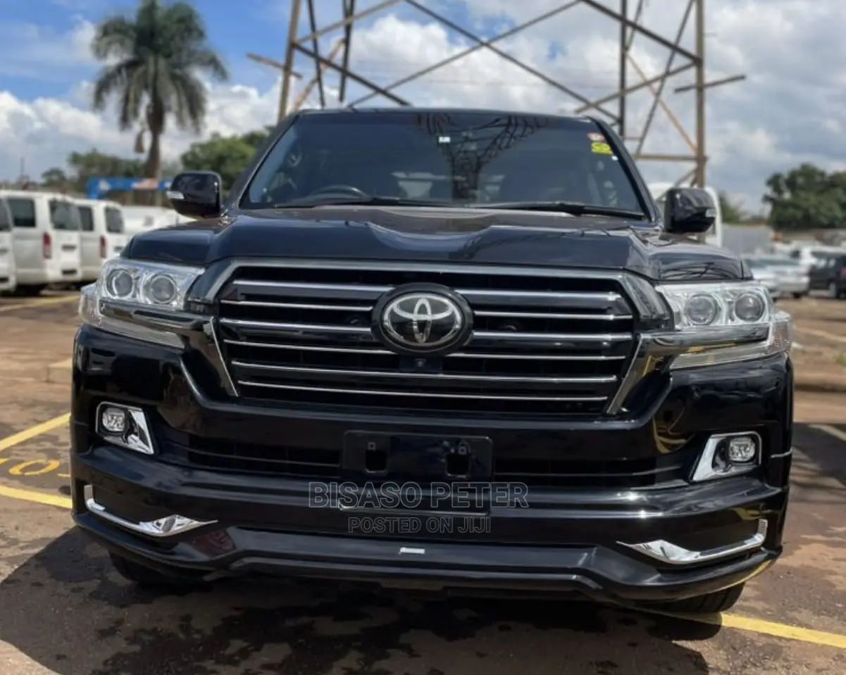 Toyota Land Cruiser 4.5 V8 TD 2018 Black