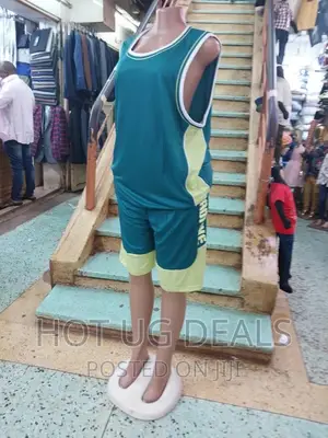 Photo - 2pcs of Mens and Women’S Causal Wear - Green