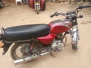 Hyosung WOW100 2015 Green