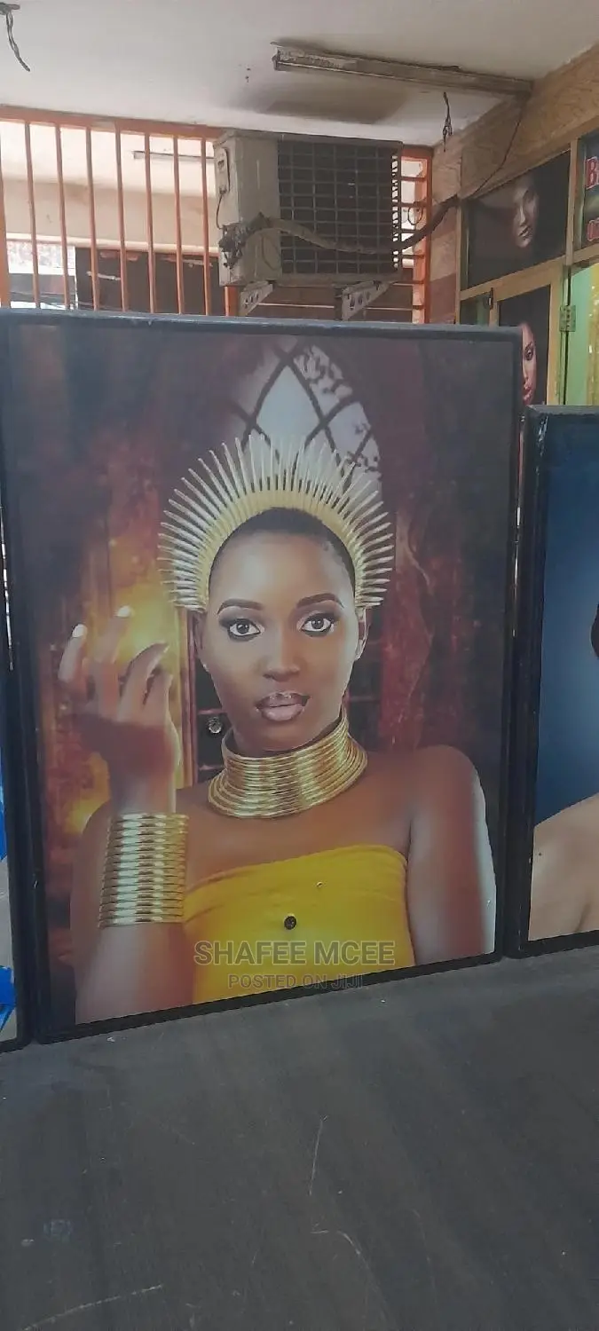 We Put Photos On Boards Frame