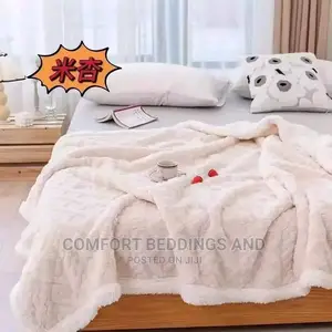 Soft Fleece Blanket Cream