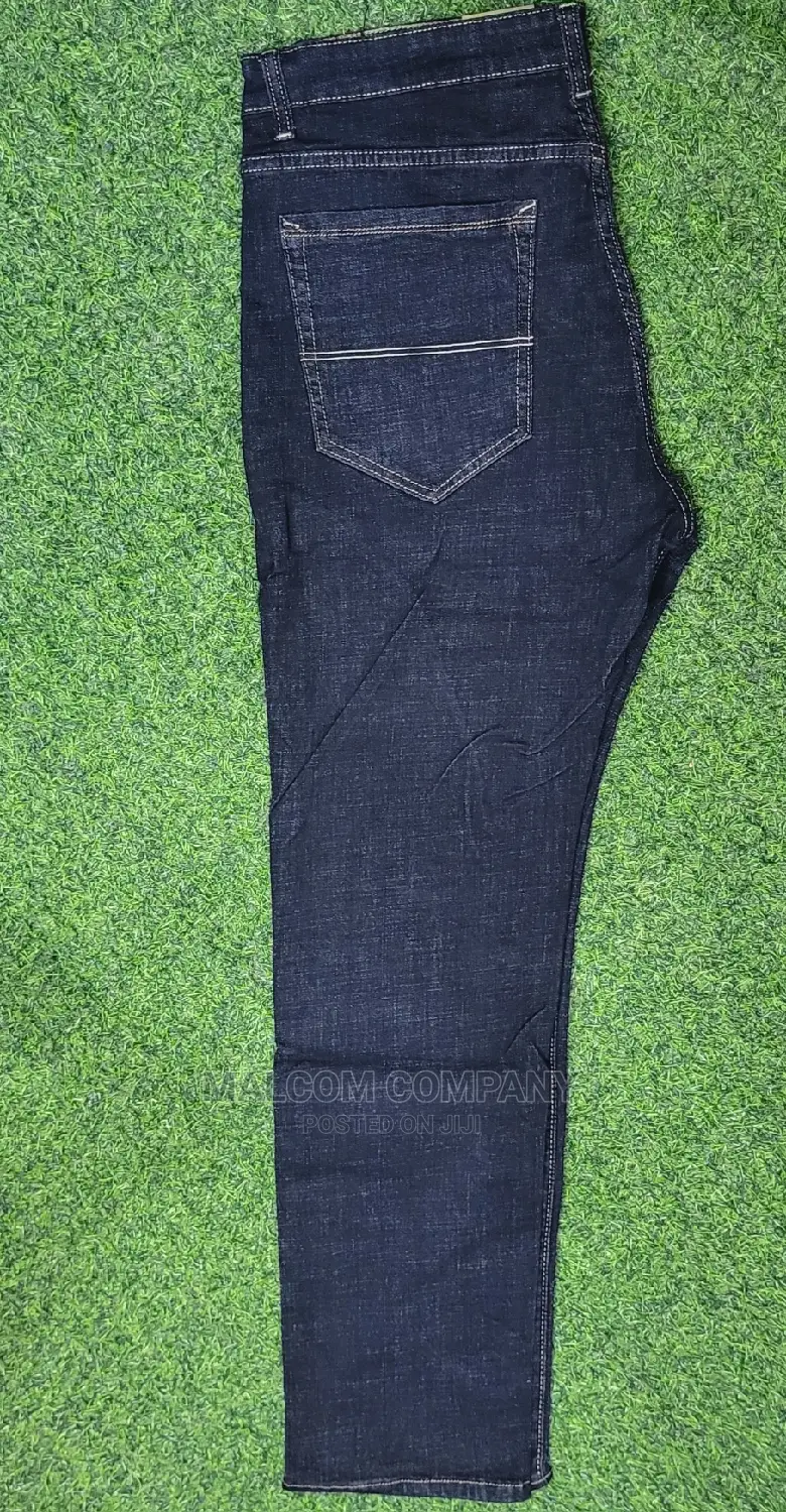 Clean Men Plain Jeans