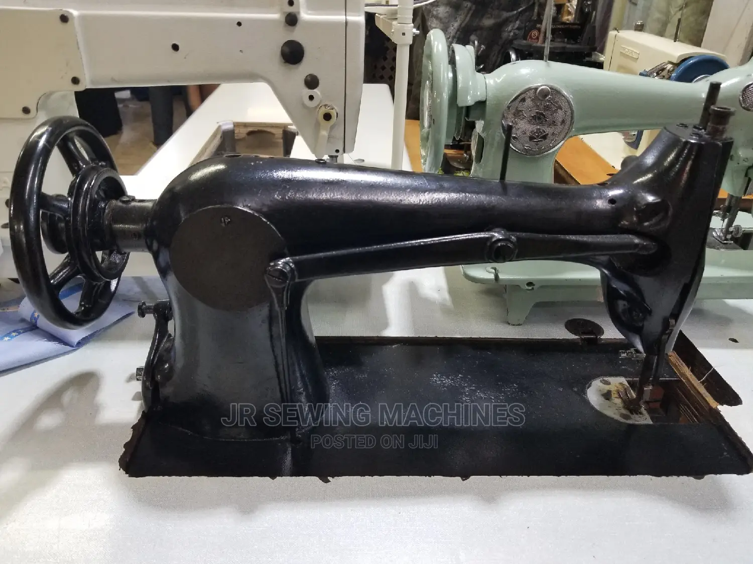 TL31 Sewing Machine