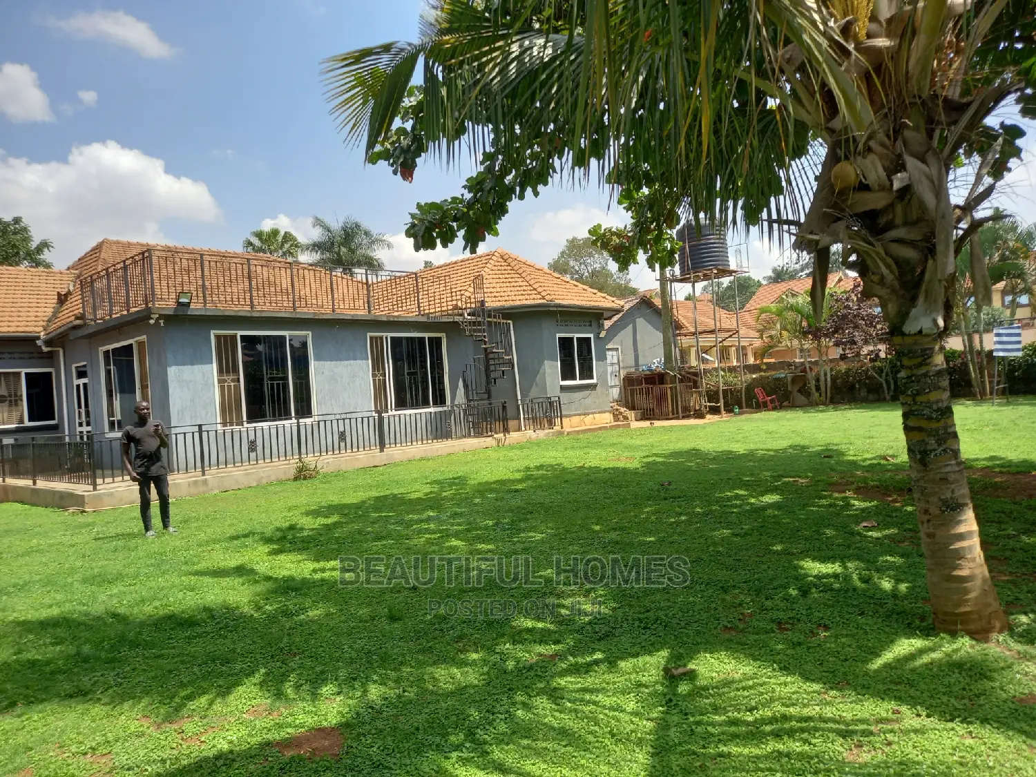 Furnished 4bdrm Mansion in Ministers Village, Nakawa for sale