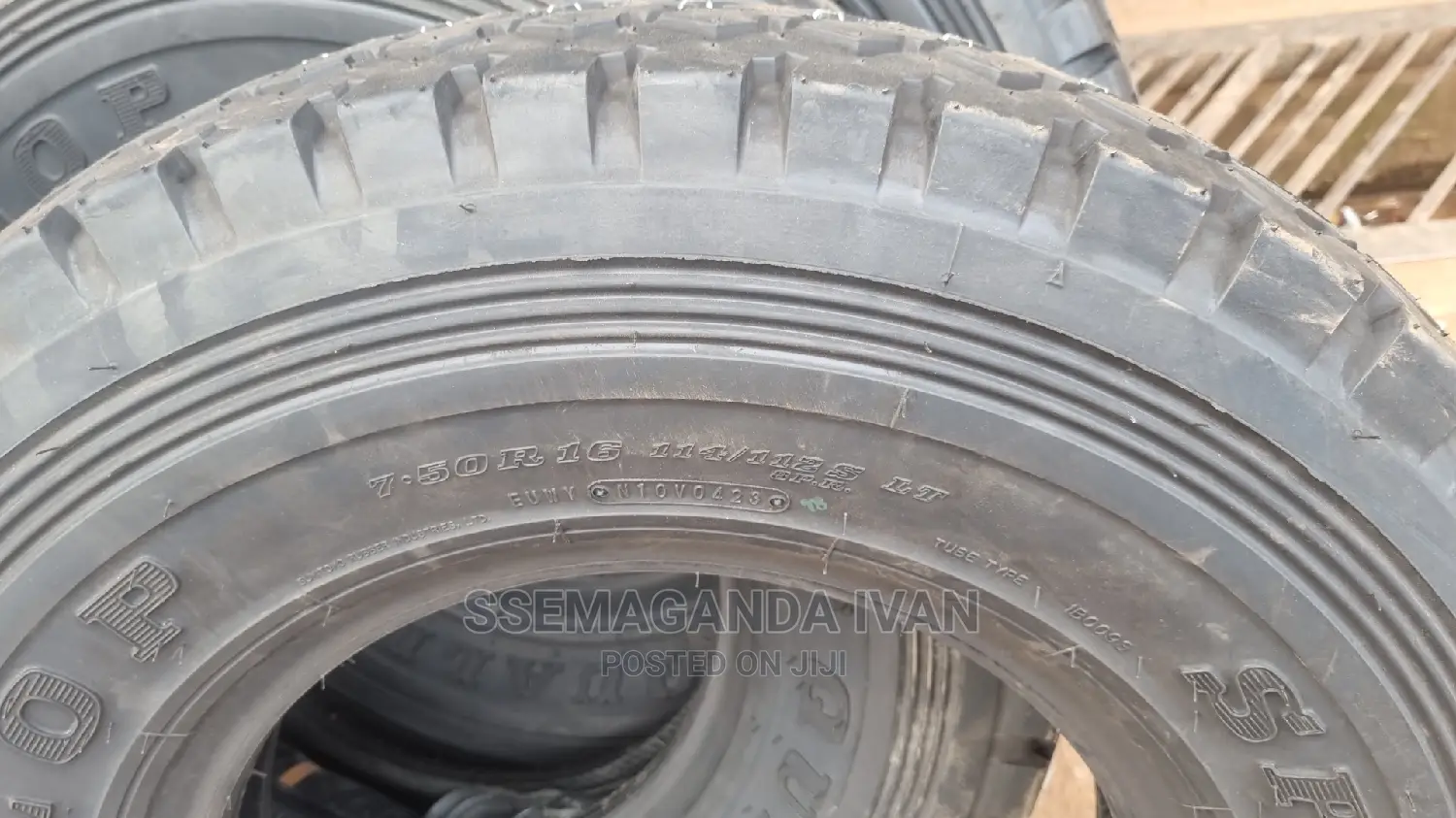 750r16 Dunlop Made in Japan