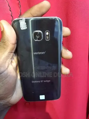 New Samsung Galaxy S7 edge 32 GB Black