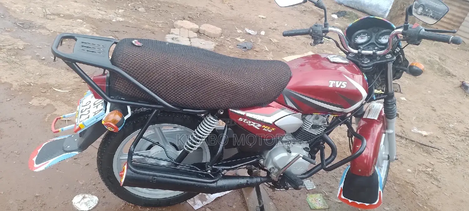 TVS Apache 160 4V 2022 Red