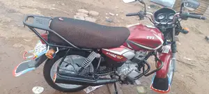 TVS Apache 160 4V 2022 Red