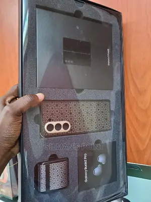 New Samsung Galaxy Z Fold 5 1 TB Gold