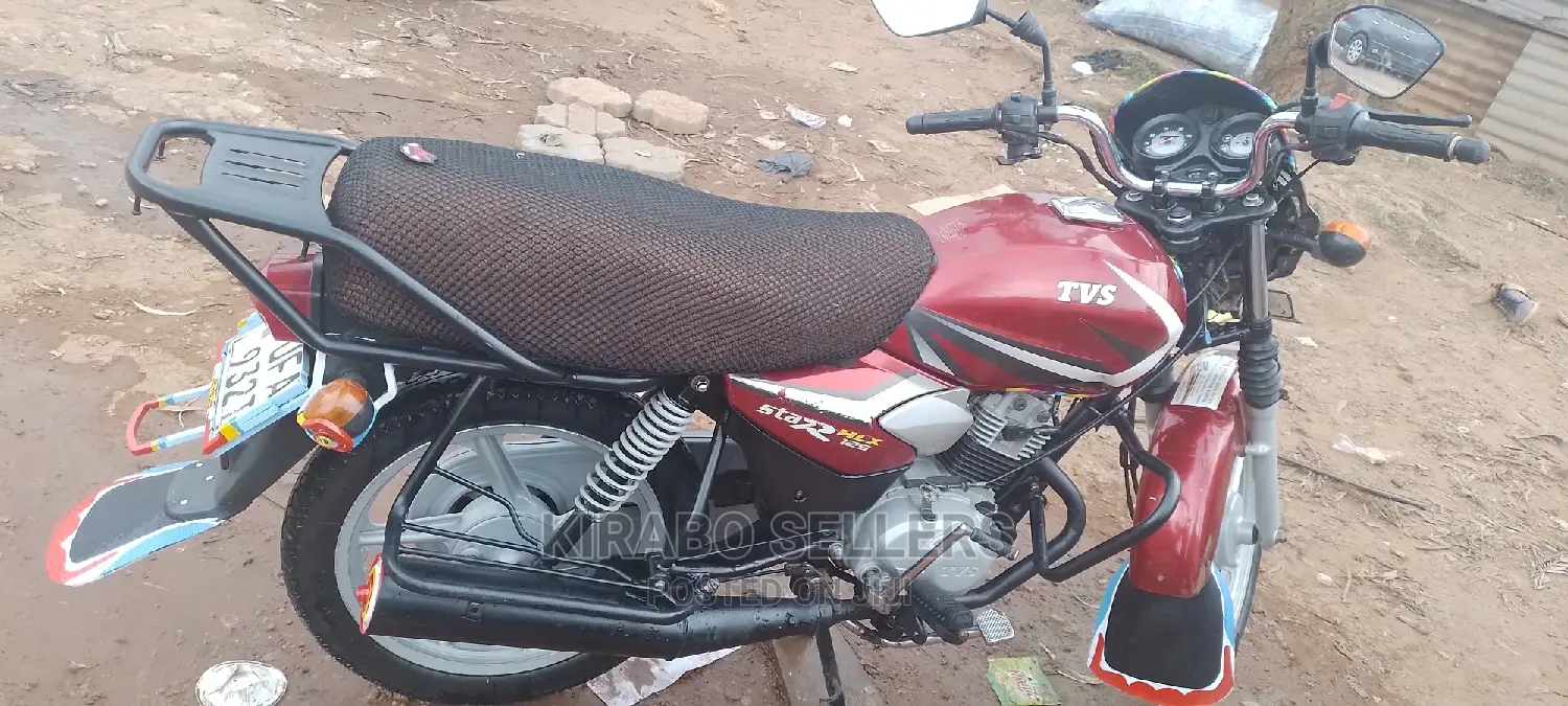 TVS Apache 160 4V 2022 Red