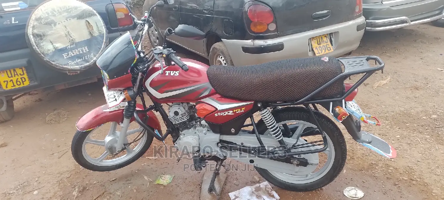 TVS Apache 160 4V 2022 Red