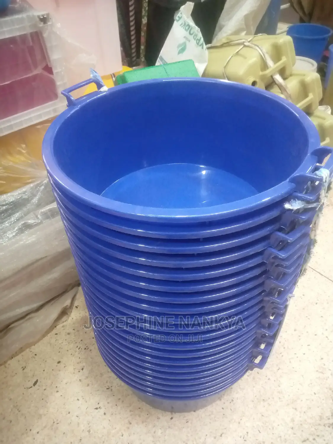 Basin With Handle, Big Size