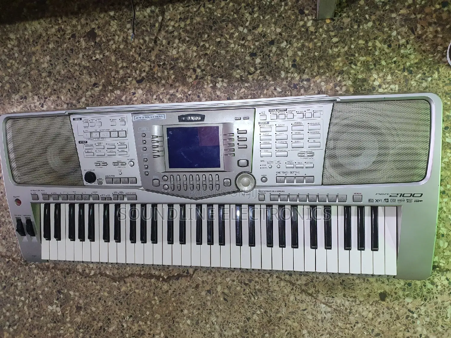Yamaha Keyboard PSR 2100