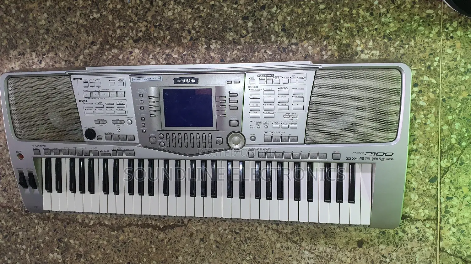 Yamaha Keyboard PSR 2100