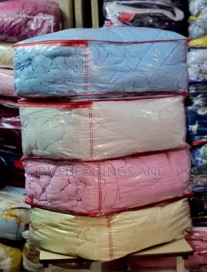 Duvet Cover With Four Pieces