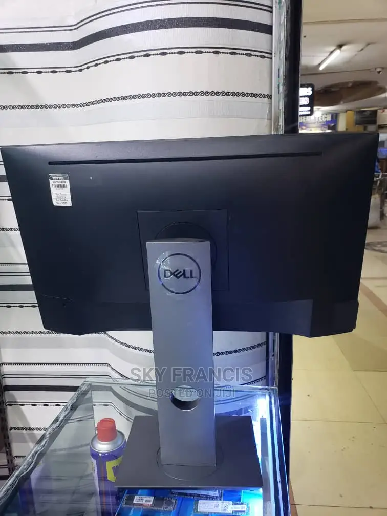 Dell Monitor Inch 22 Full HD Screen Ips