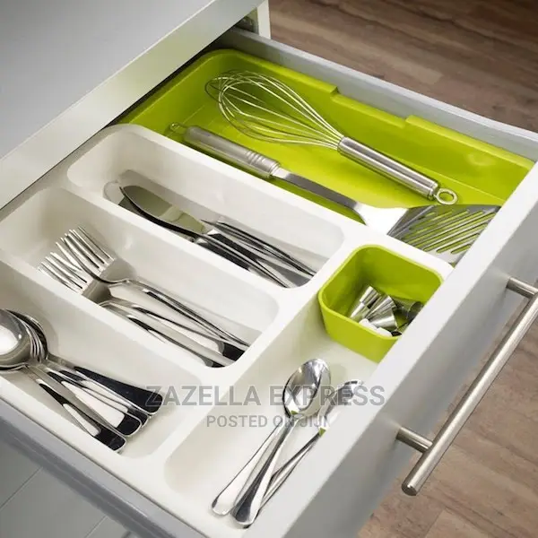 Expandable Cutlery Tray - Foldable Drawer Holder