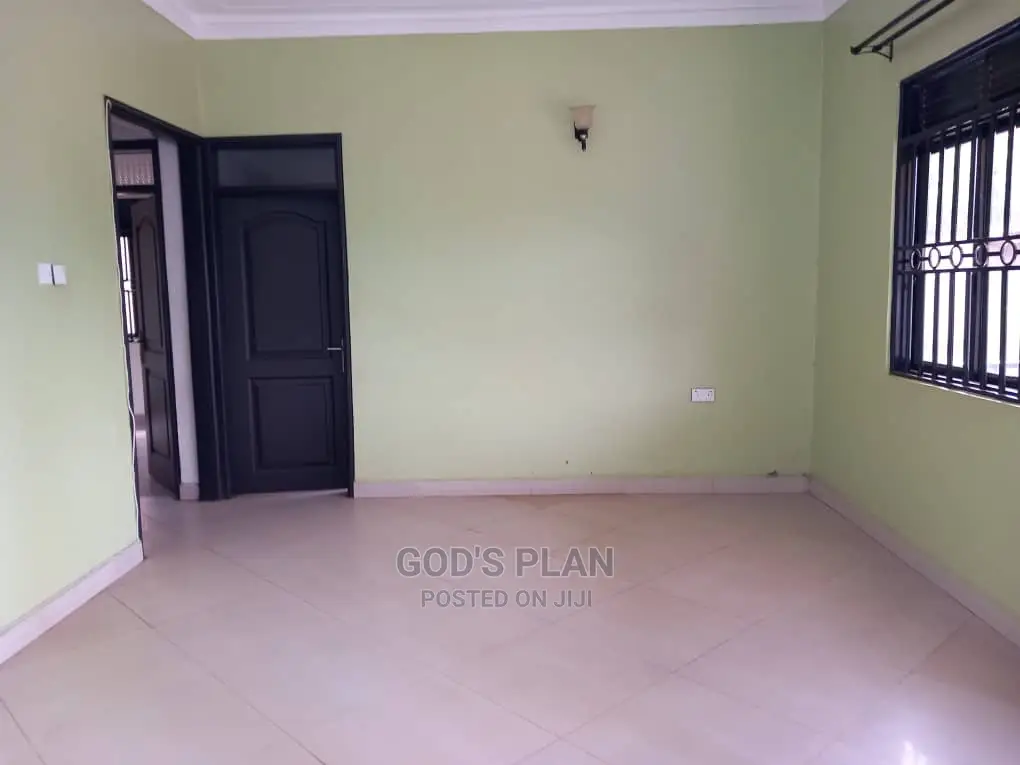 2bdrm Bungalow in Mutundwe Heights, Division A for rent