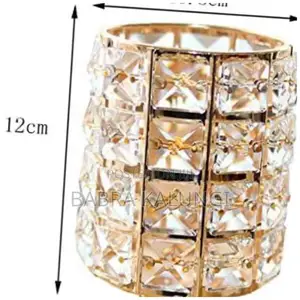 Round Crystal Holders