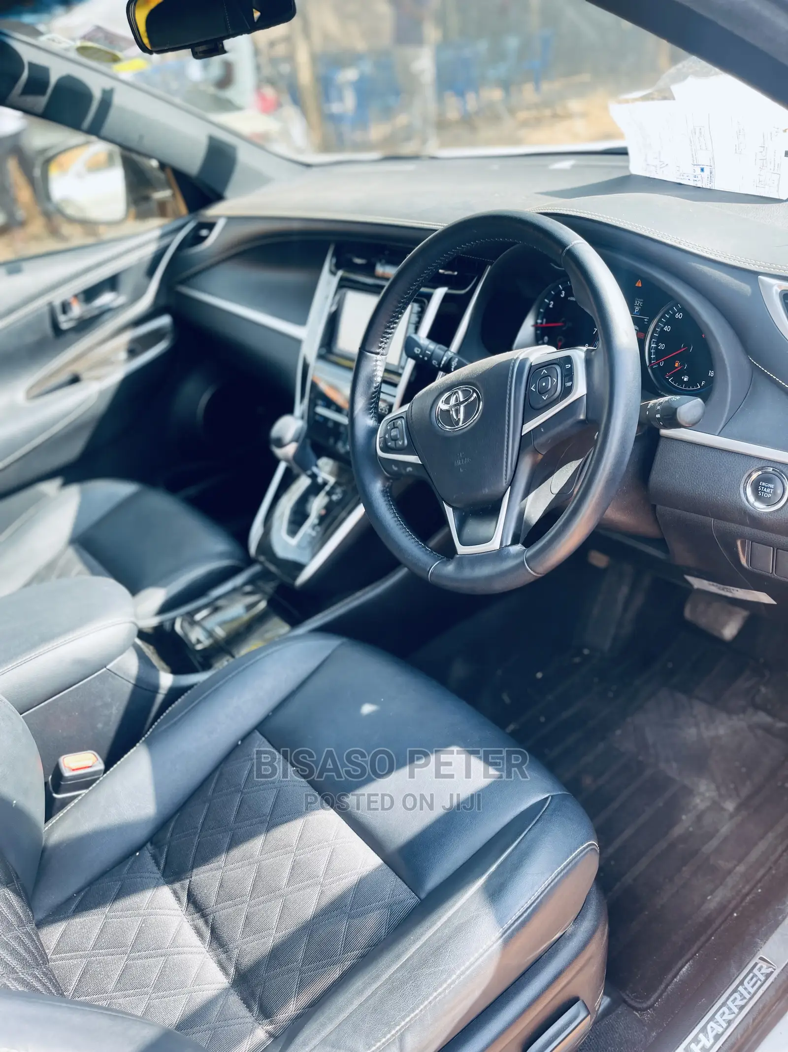 Toyota Harrier 2.0 2015 White
