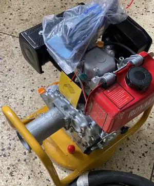 Vibrator Engine With Poker Diesel