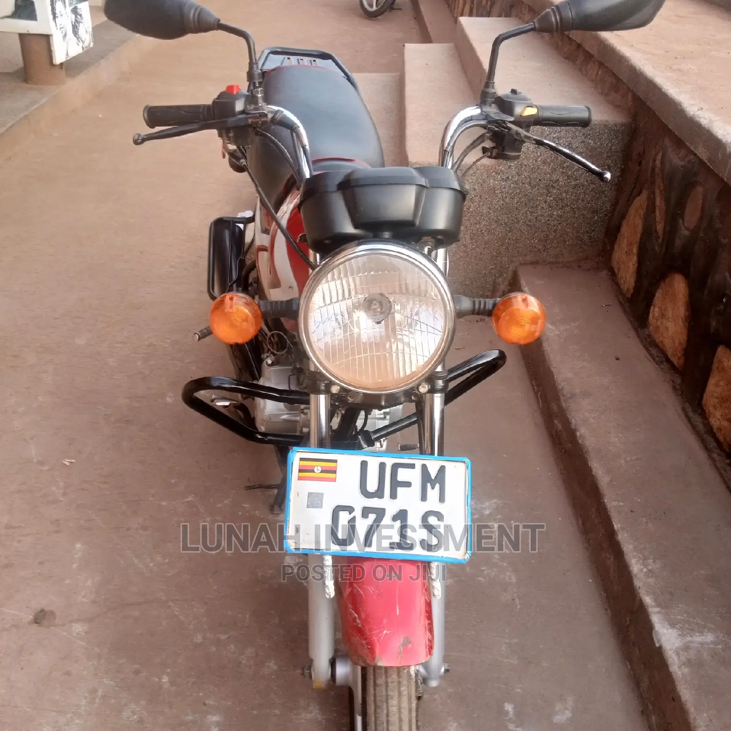 TVS HLX 125 2023 Red