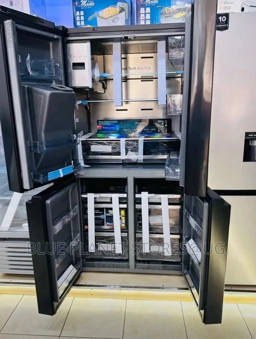 HISENSE 680L French Door Smart Refrigerators \\ RC-68WC4SB