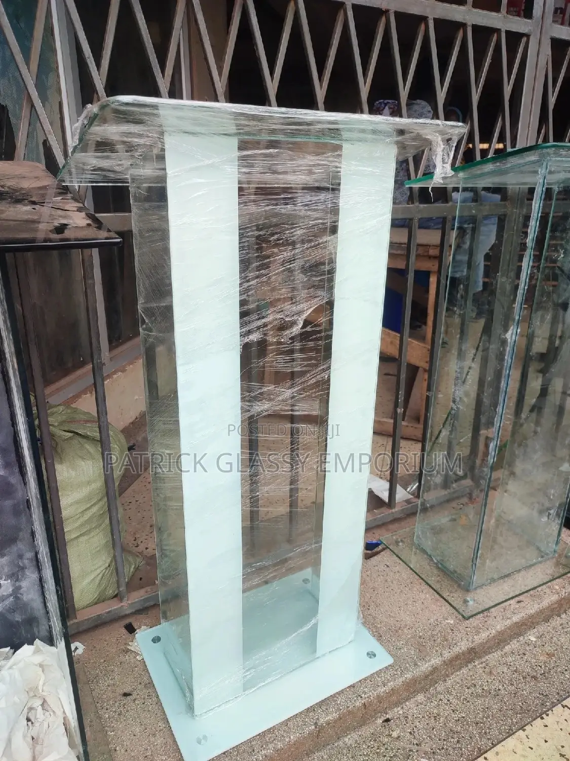 Glass Pulpits