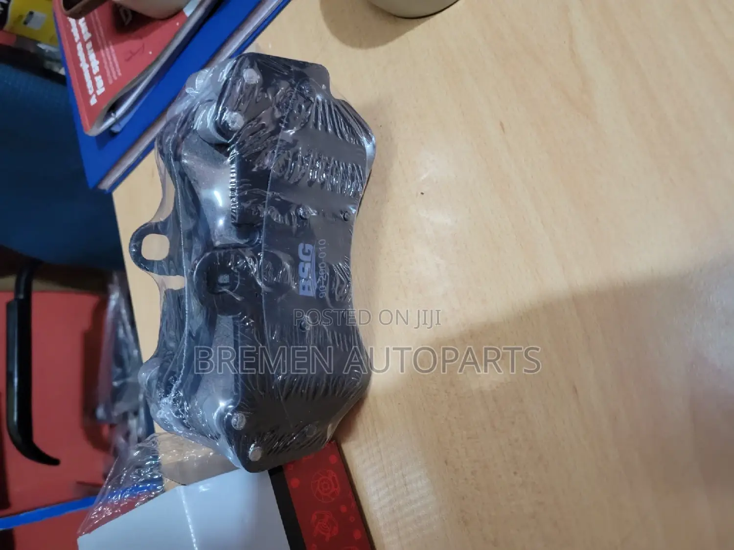 Front Brake Pads Volkswagen Tourage