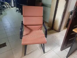 Brown Office Visitor Chair