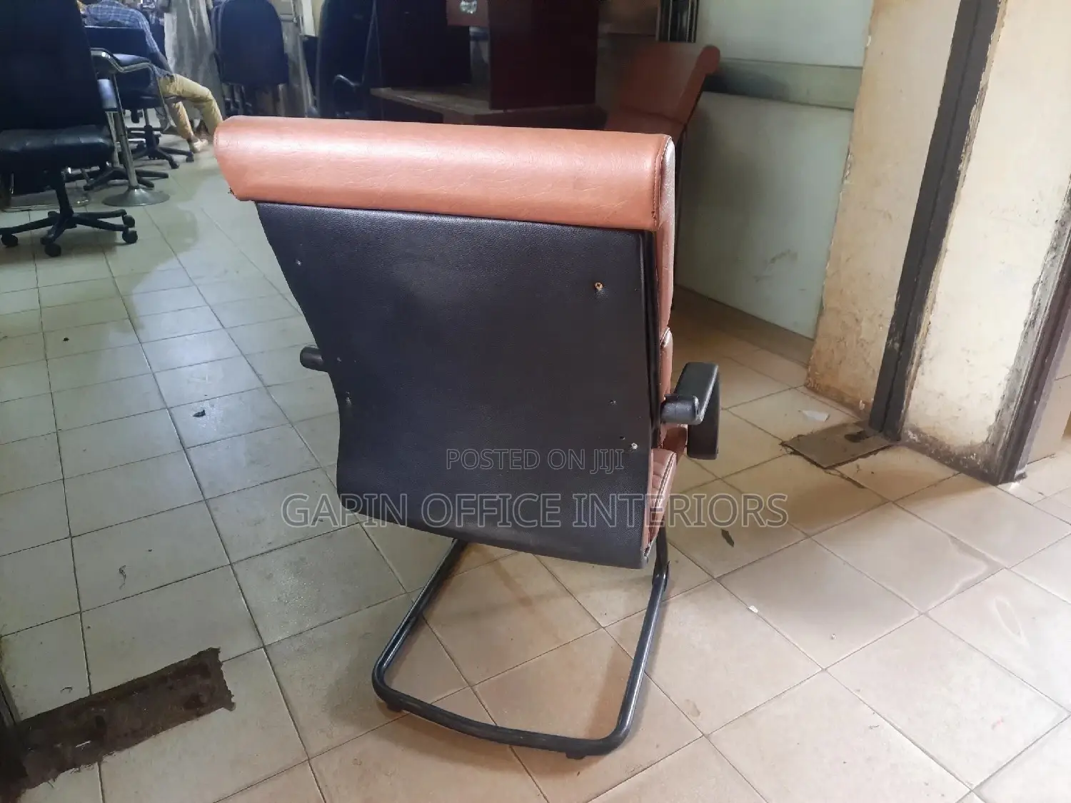 Brown Office Visitor Chair