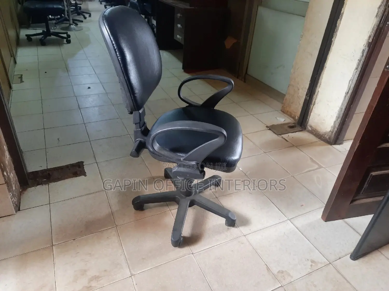 Reclining Secretarial Chair