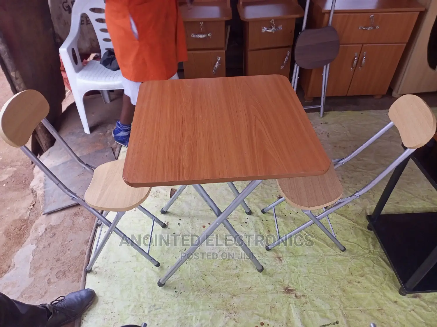 Foldable Reading Table With 2 Chairs
