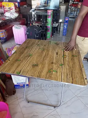 Foldable Reading Table