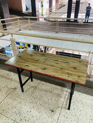 Foldable Table