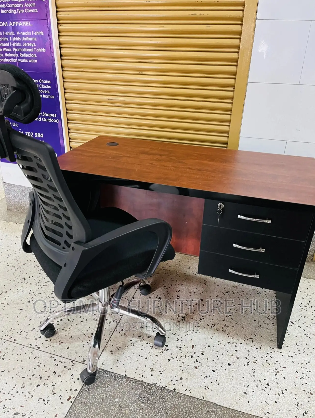 Desk and Chair (Headrest)