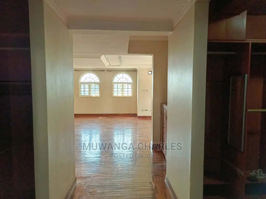 7bdrm Duplex in Fs Properties Ltd, Central Division for sale