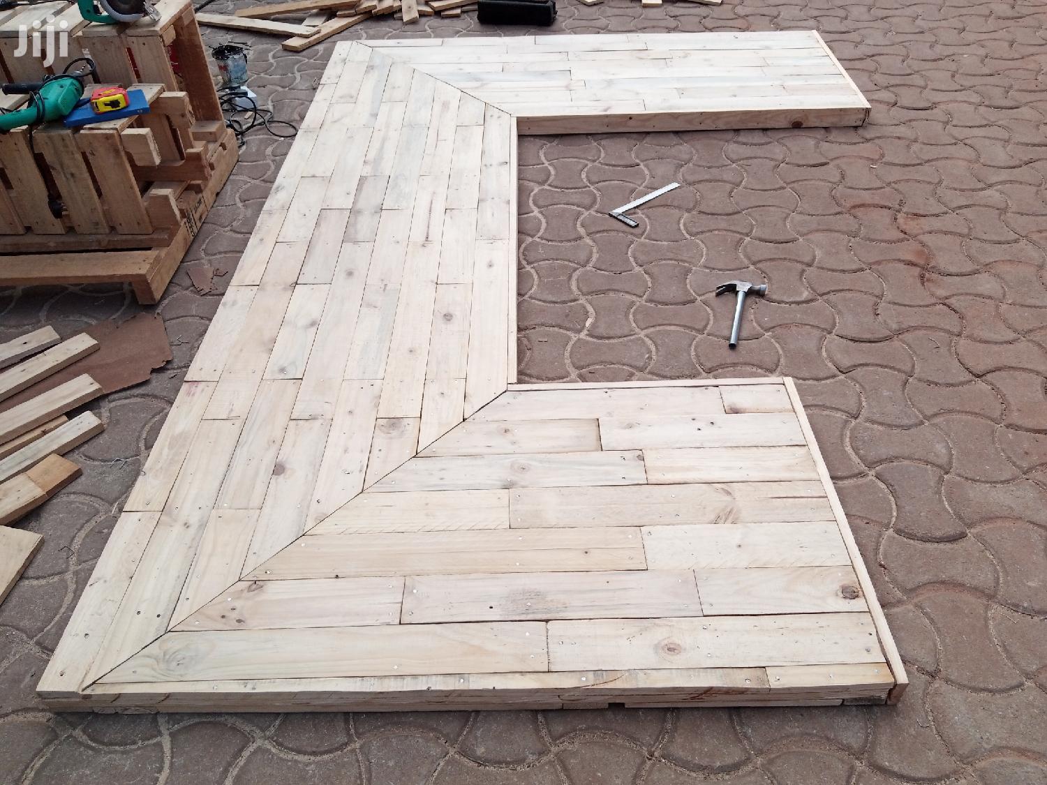 Pallet Table