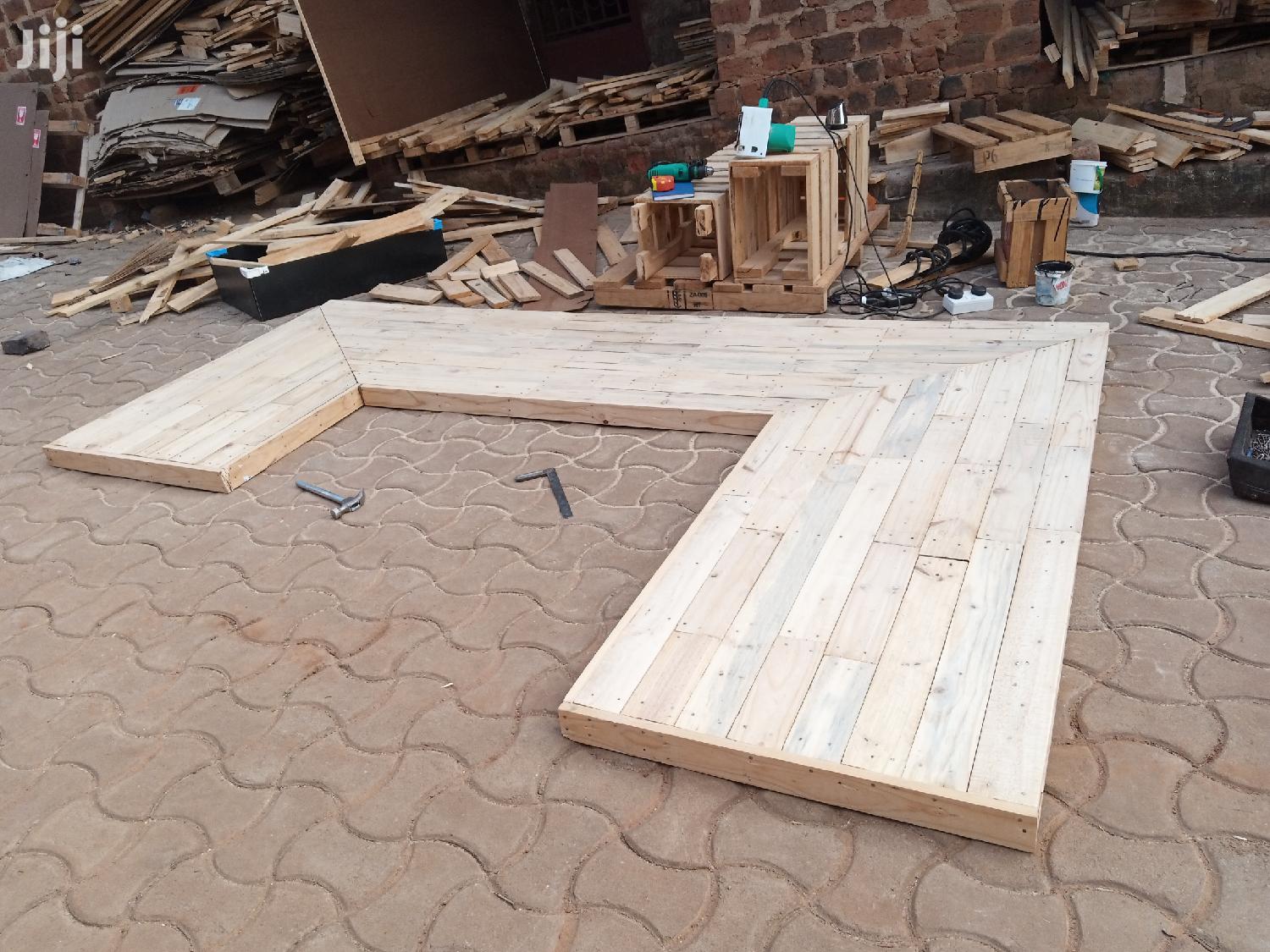 Pallet Table