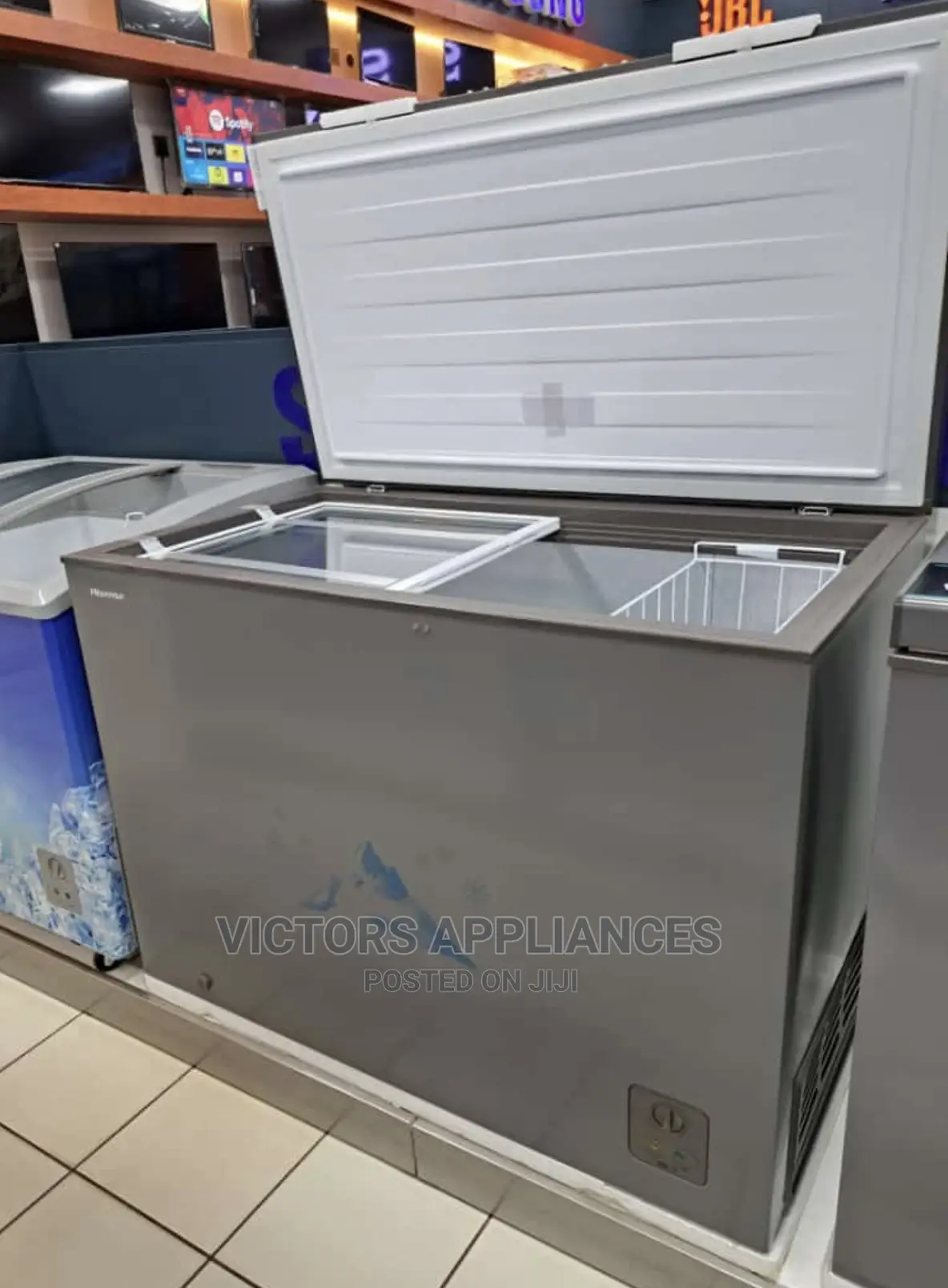 Hisense 400L Chest Freezer