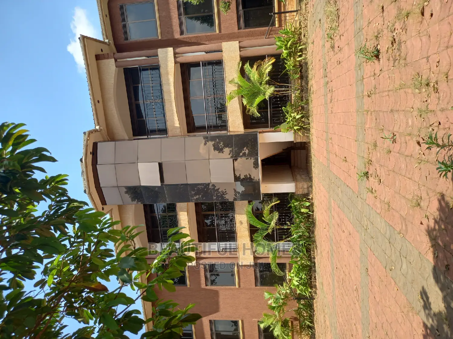 Furnished 2bdrm Apartment in Najjera Tarmack, Nakawa for sale