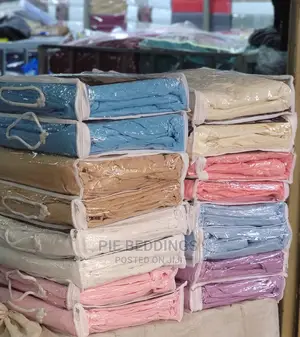 Quilted Colored Waterproof Mattress Protectors / Covers