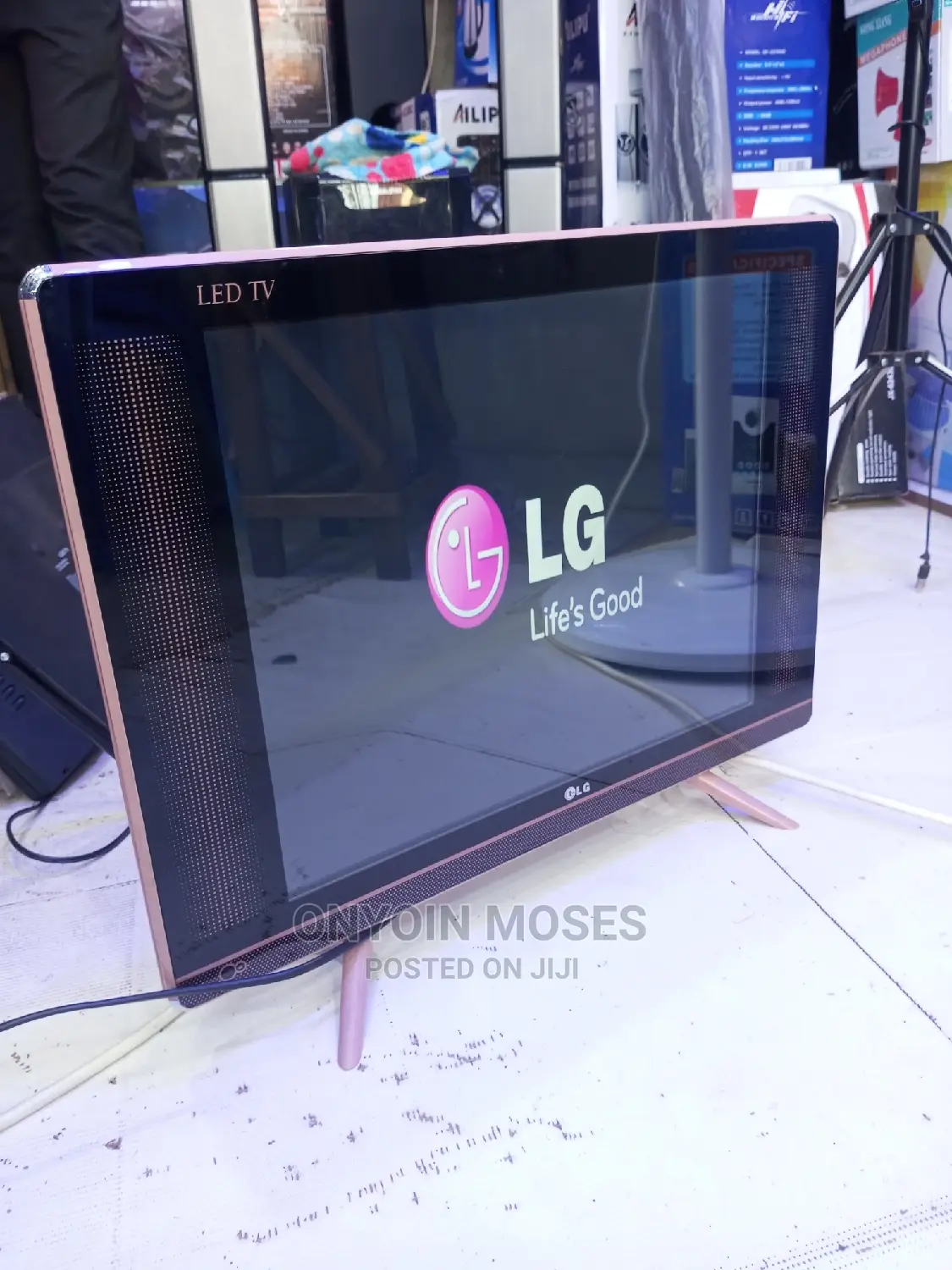 19 Inches LG Digital Flat Screen Tv With Inbuilt Decoder